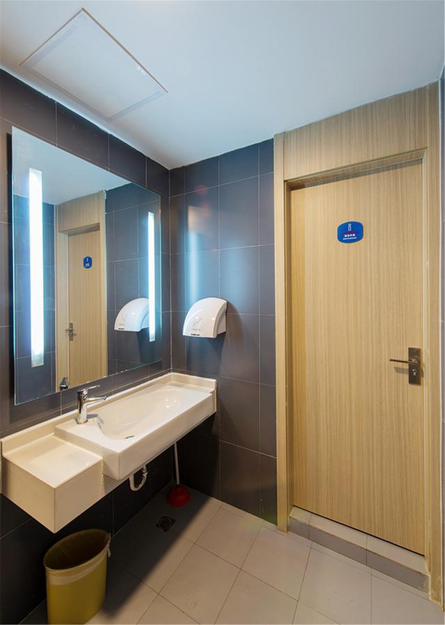Hanting Hotel Shanghai Chunsha Jinhui Plaza 외부 사진
